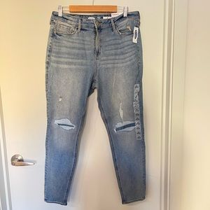 🆕 Old Navy High-Rise Rockstar Stretch Jeans
